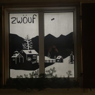 Fenster 12 2024